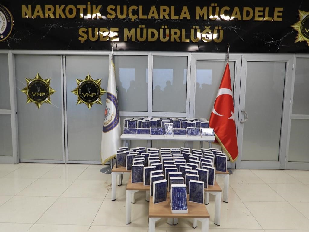 Van’da 161 kilo 500 gram uyuşturucu ele geçirildi