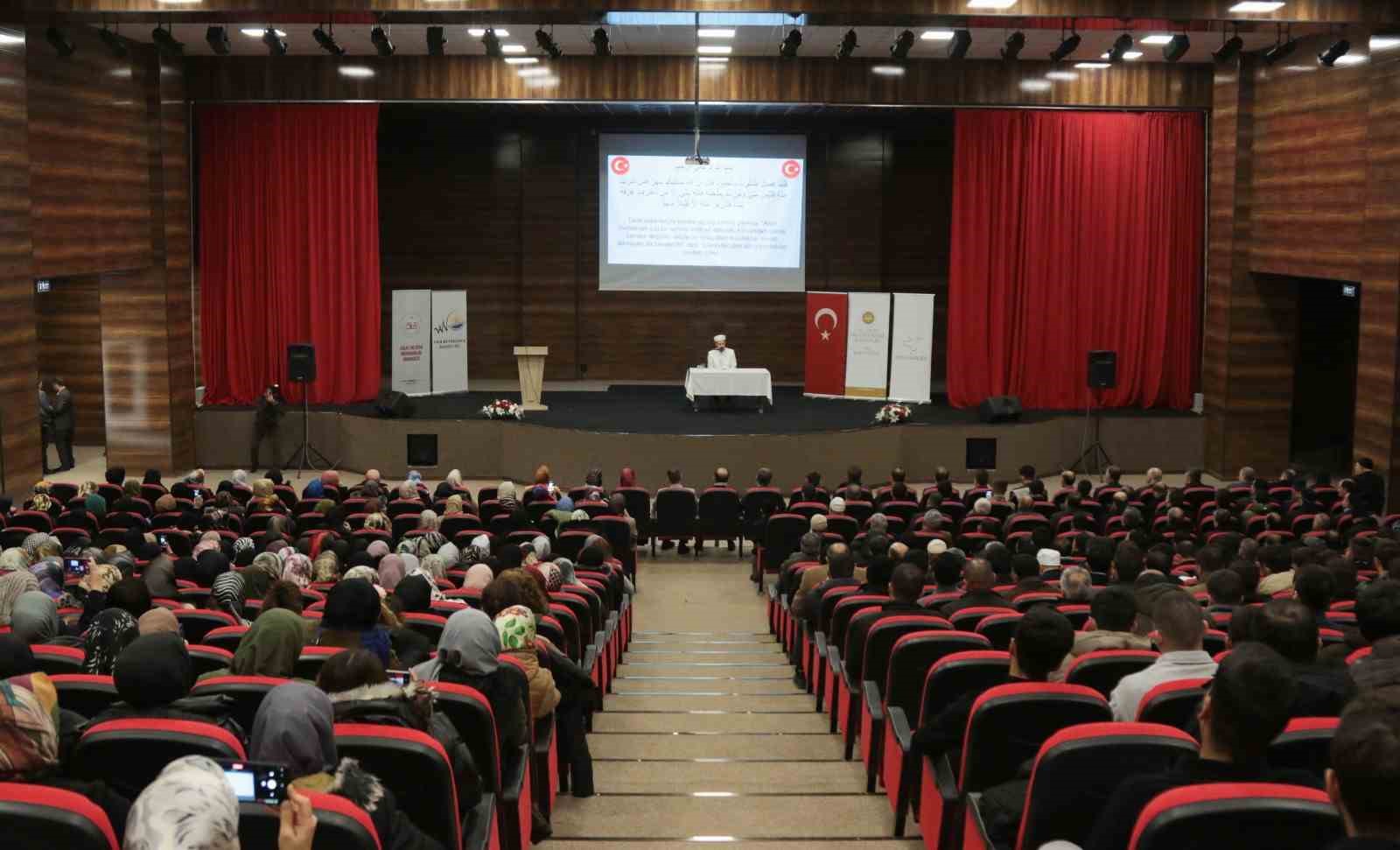 Van’da ’Gazze İle Aile Bağımız’ konulu program düzenlendi