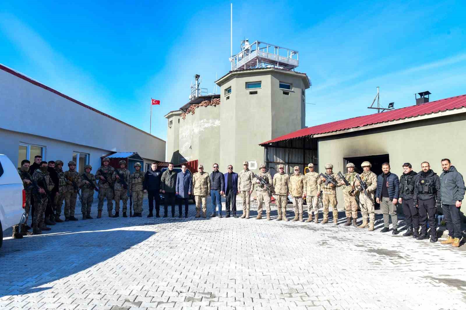 Kaymakam Sakarya ve Başkan Şeylan’dan askeri üs bölgesine ziyaret