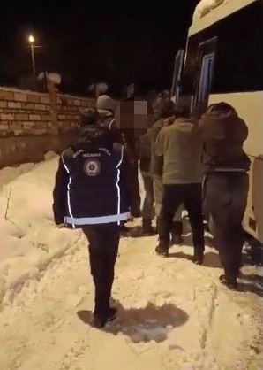 Van’da 10 organizatör tutuklandı