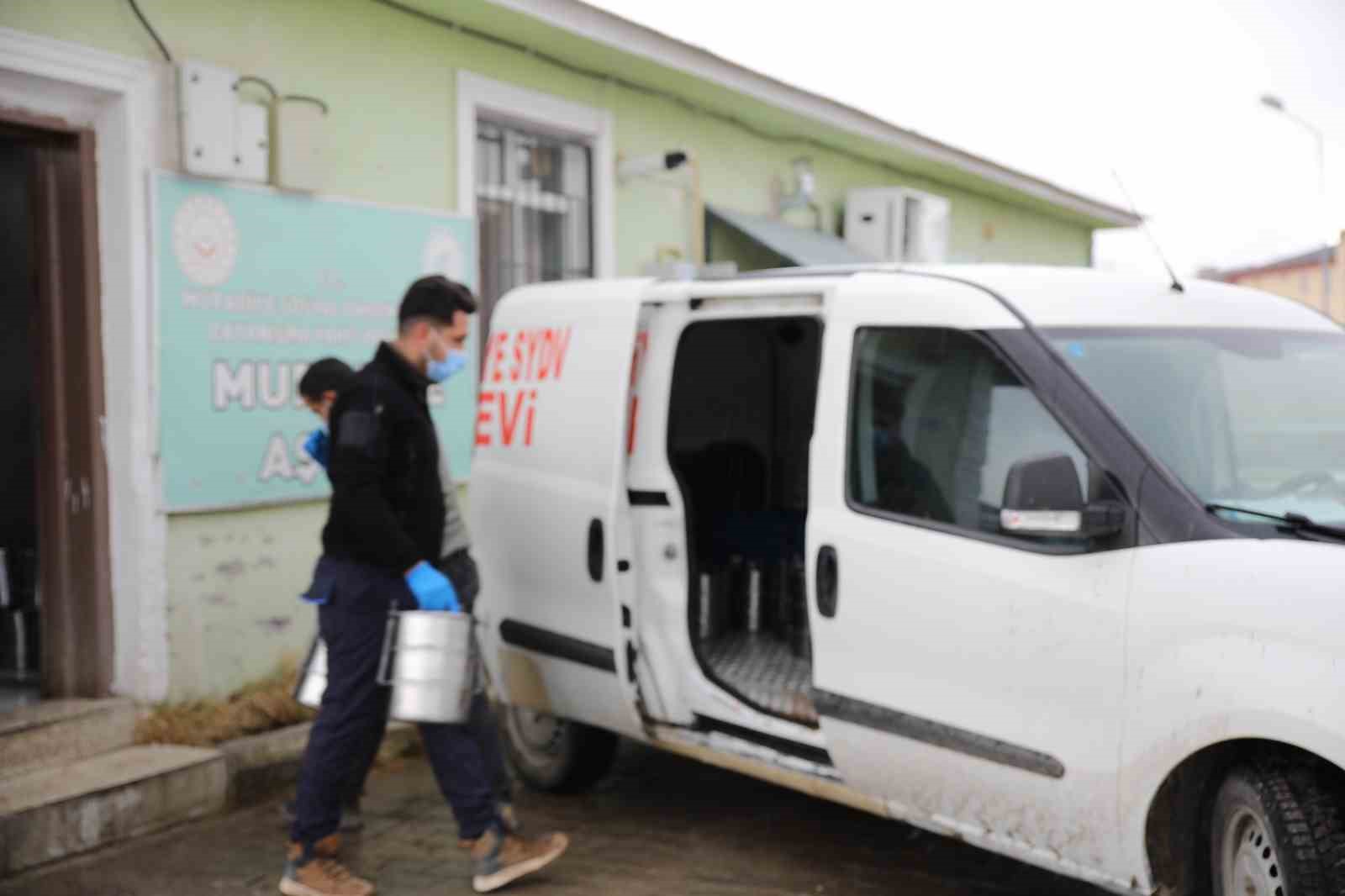 Muradiye SYDV’den sıcak yemek hizmeti