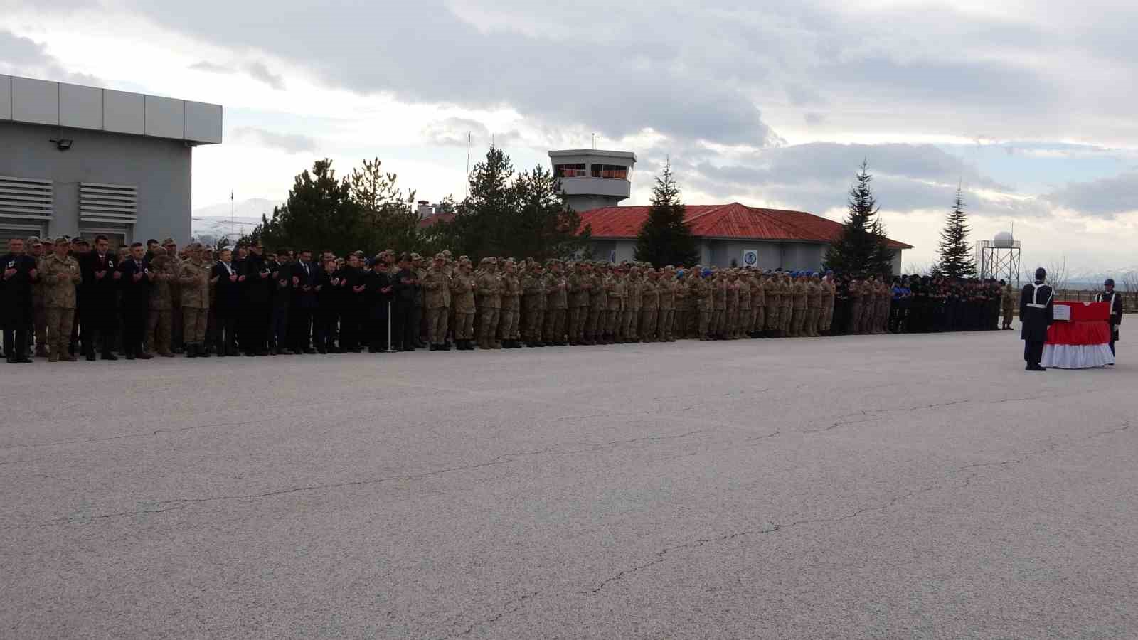 Pençe-Kilit şehidi memleketine uğurlandı