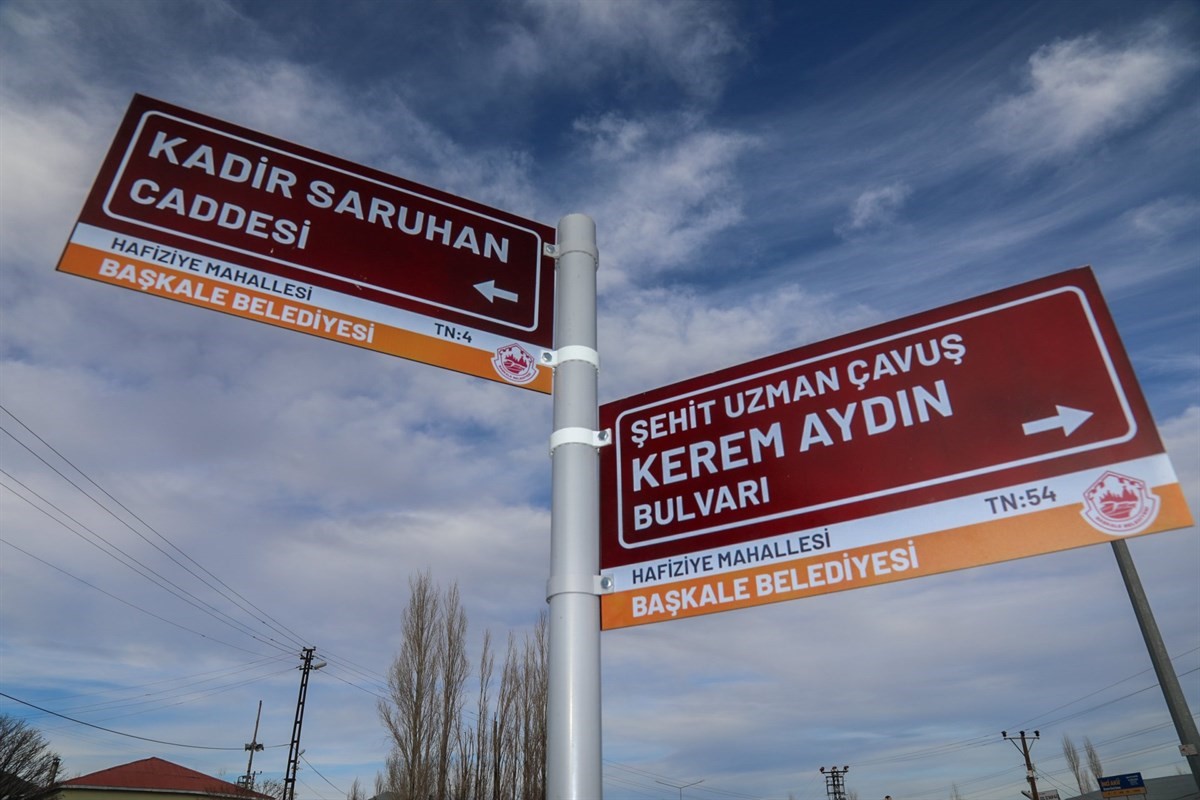 Başkale’deki sokak ve cadde tabelaları yenilendi