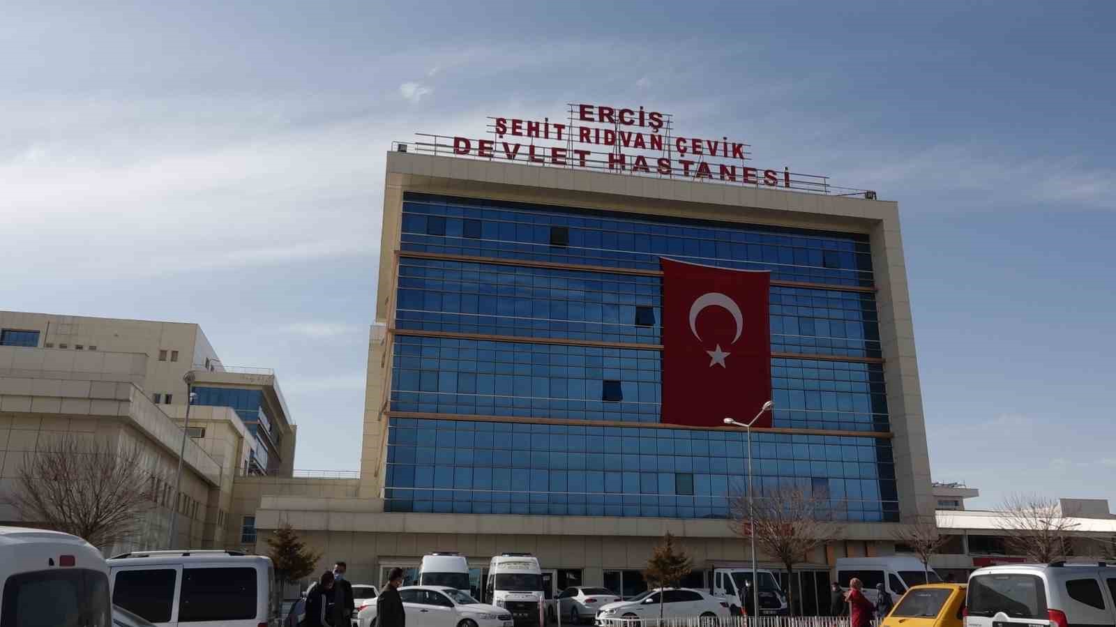 Erciş Şehit Rıdvan Çevik Devlet Hastanesine “Anne Dostu Hastane” unvanı verildi