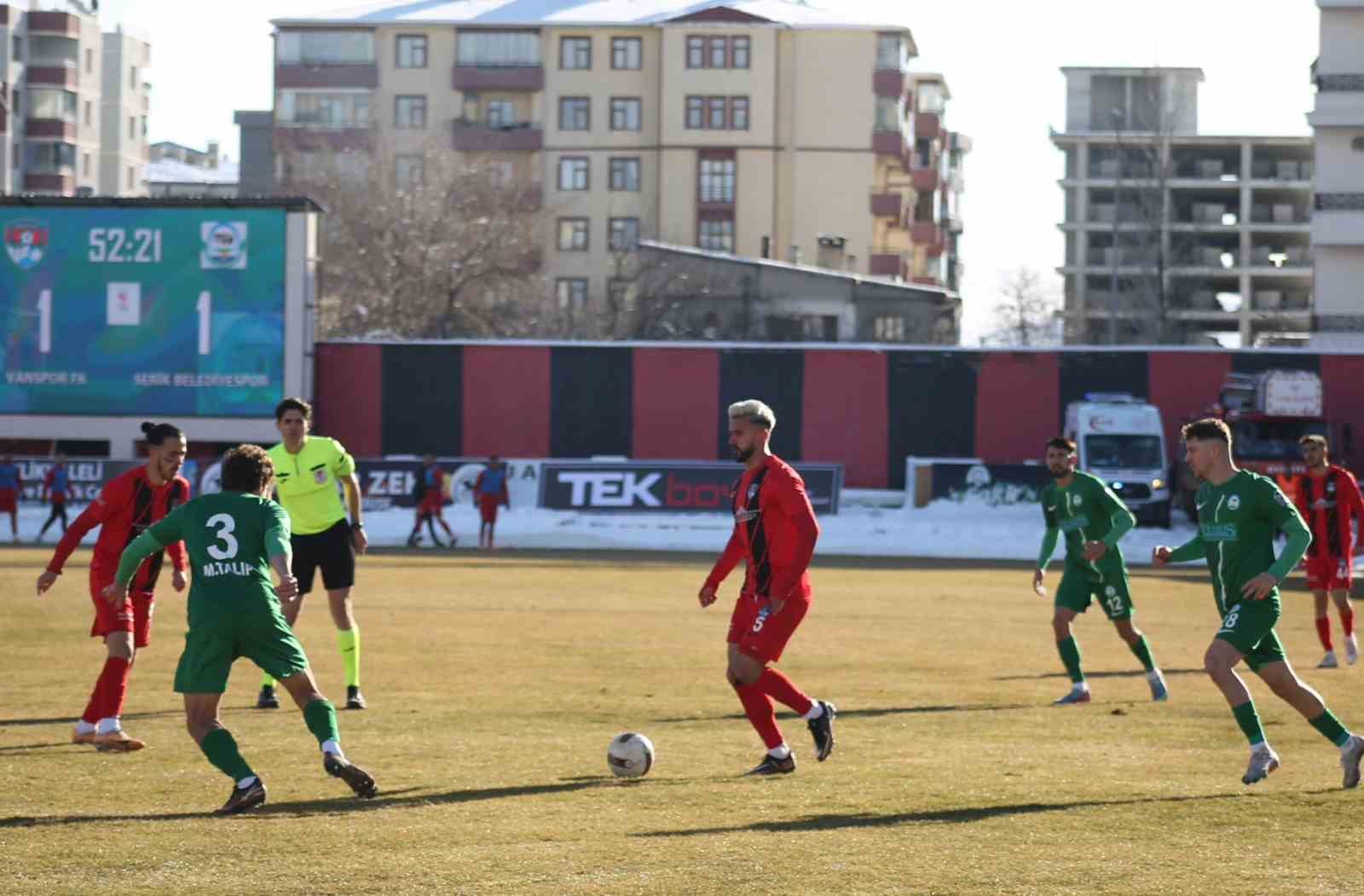 TFF 2. Lig: Vanspor FK: 3 - Serik Belediyespor: 1