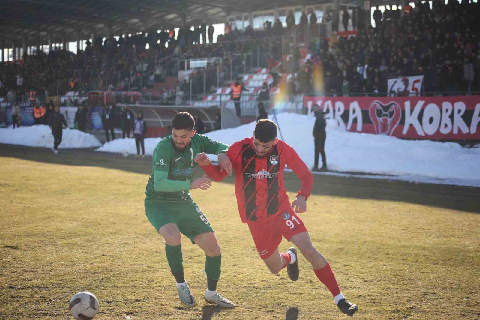 TFF 2. Lig: Vanspor FK: 3 - Serik Belediyespor: 1