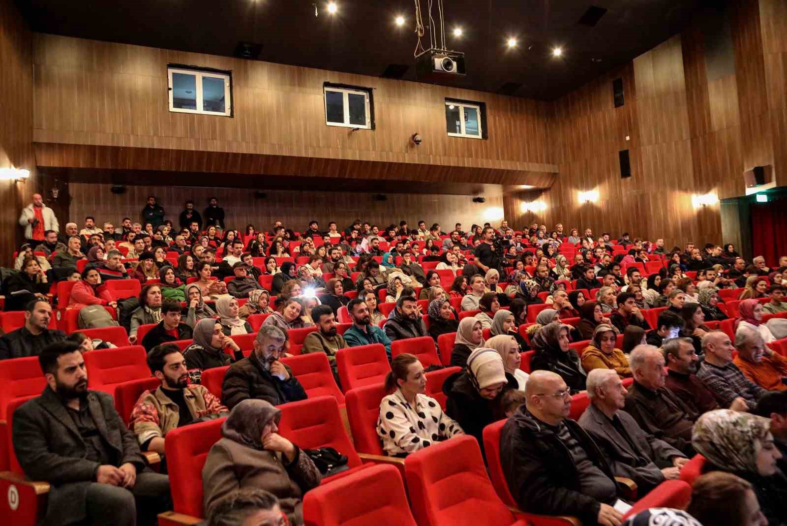 Van’da Türk sanat müziği konseri düzenlendi