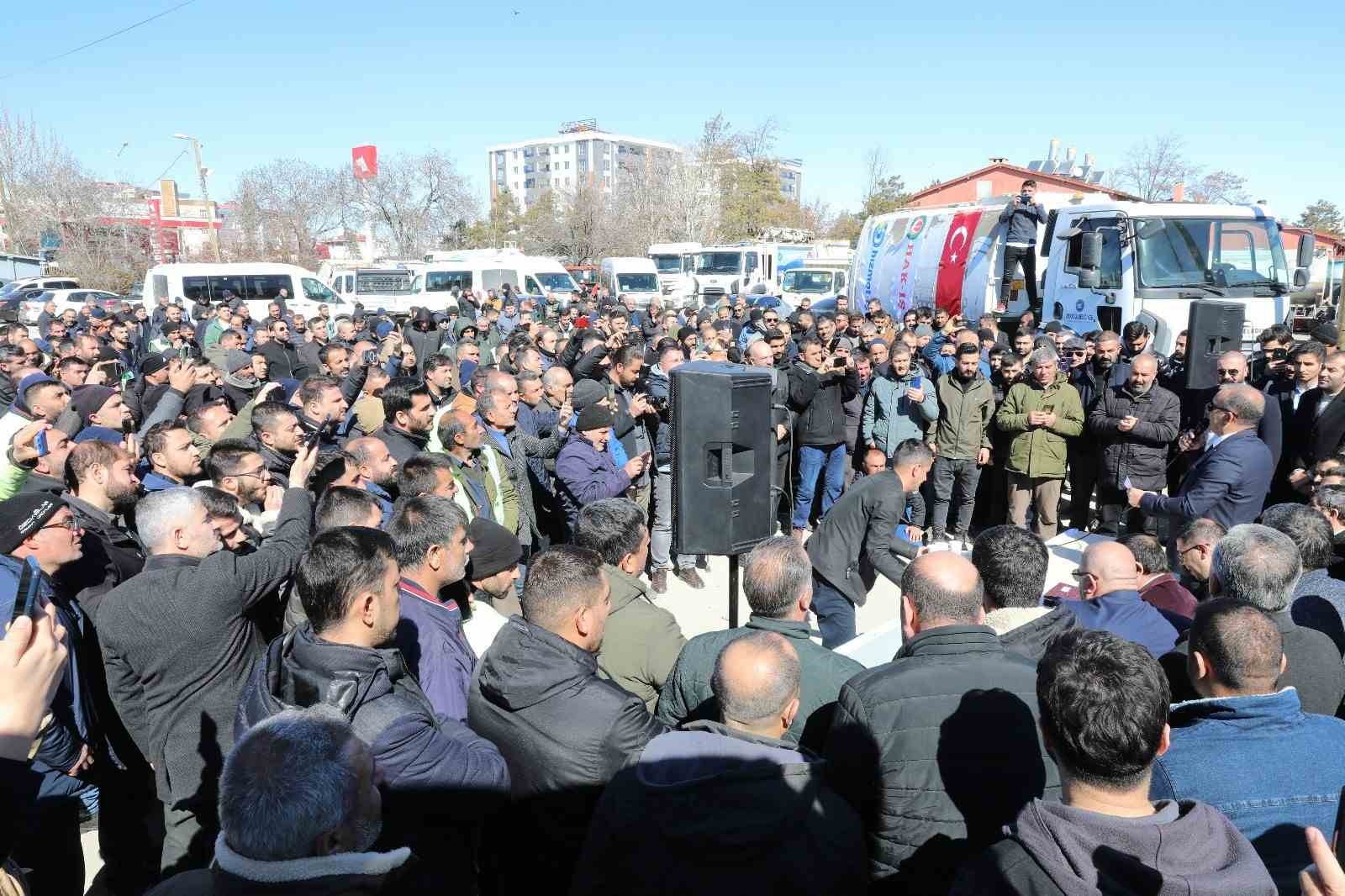 İpekyolu Belediyesinden işçilerine büyük zam