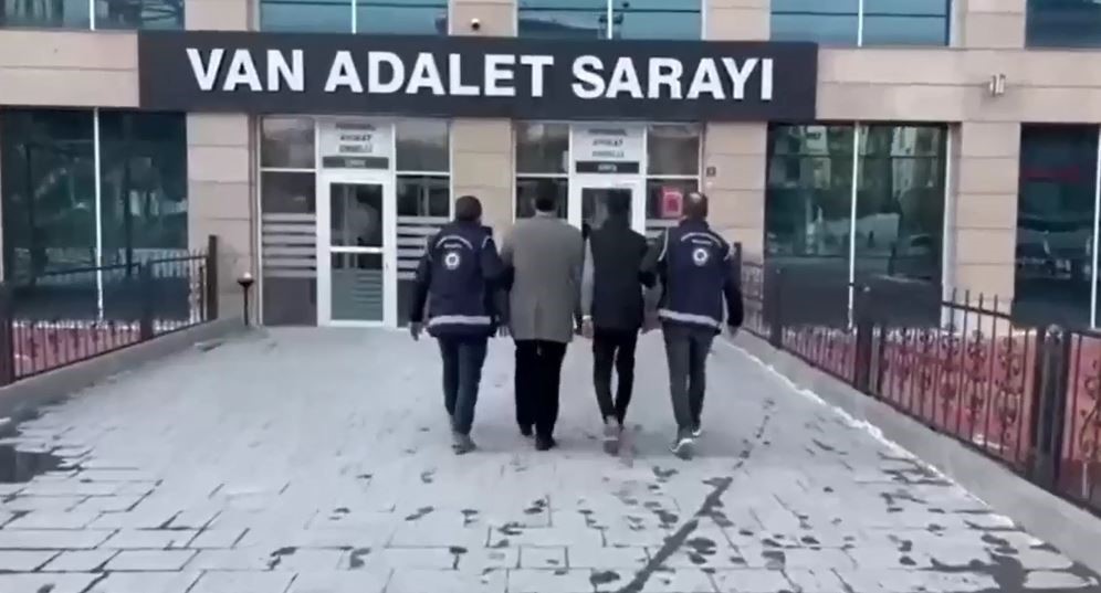 Van’da 3 organizatör tutuklandı