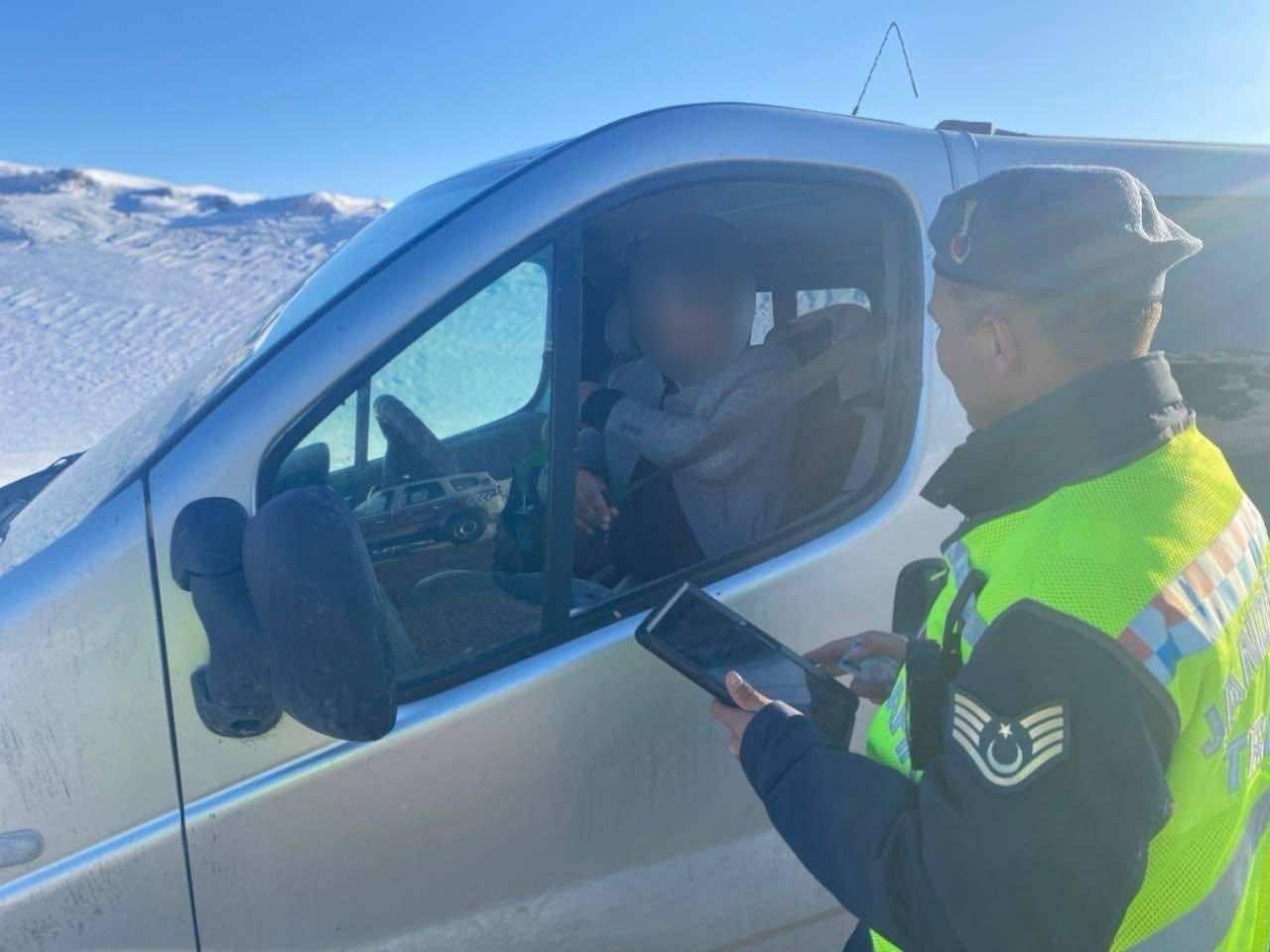 Van’da 83 araç trafikten men edildi