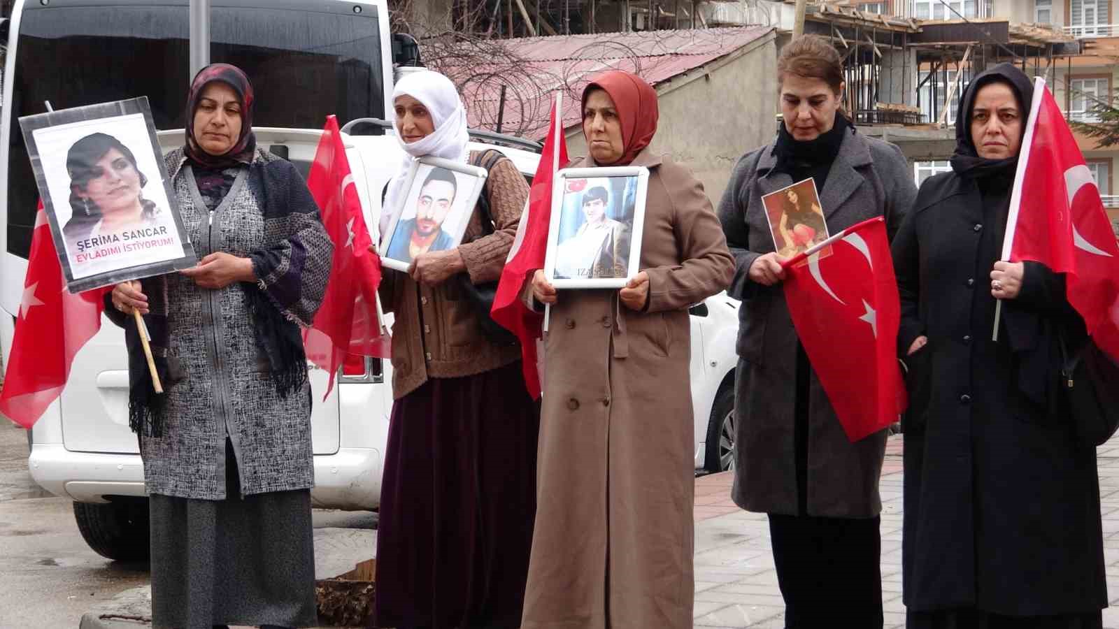 Evladı PKK tarafından kaçırılan anne: “Kızım burada olsaydı arayıp Kadınlar Günü’nü kutlayacaktım”