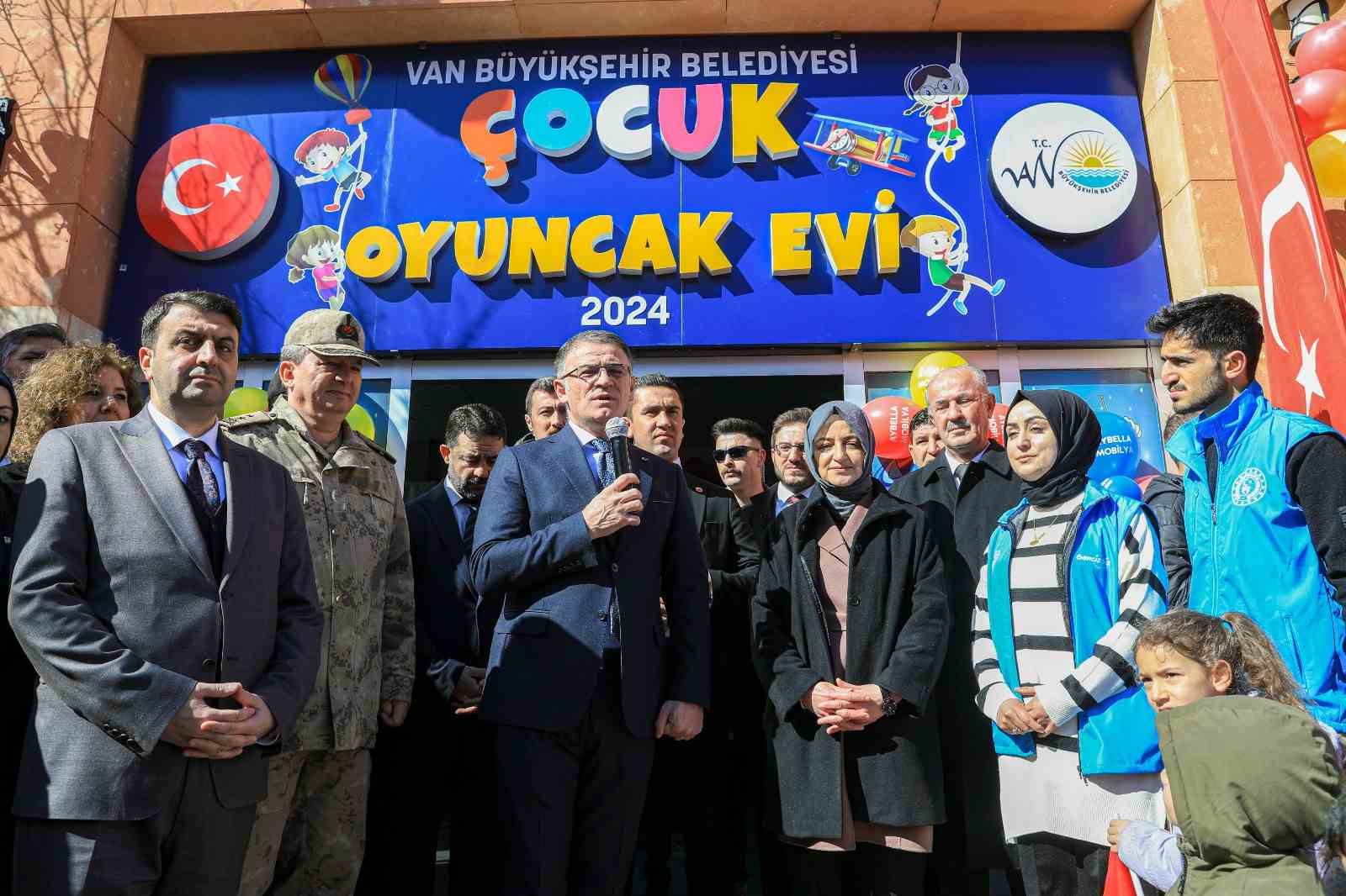 Van’ın ilk oyuncak evi açıldı