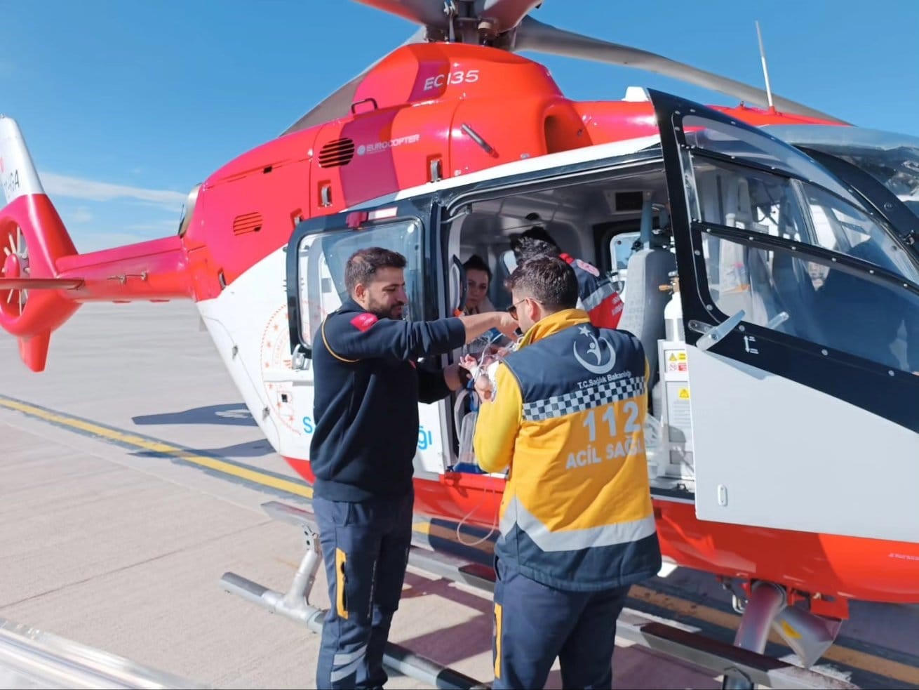 12 günlük bebek, helikopterle Van’a sevk edildi