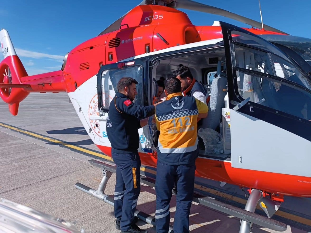 12 günlük bebek, helikopterle Van’a sevk edildi