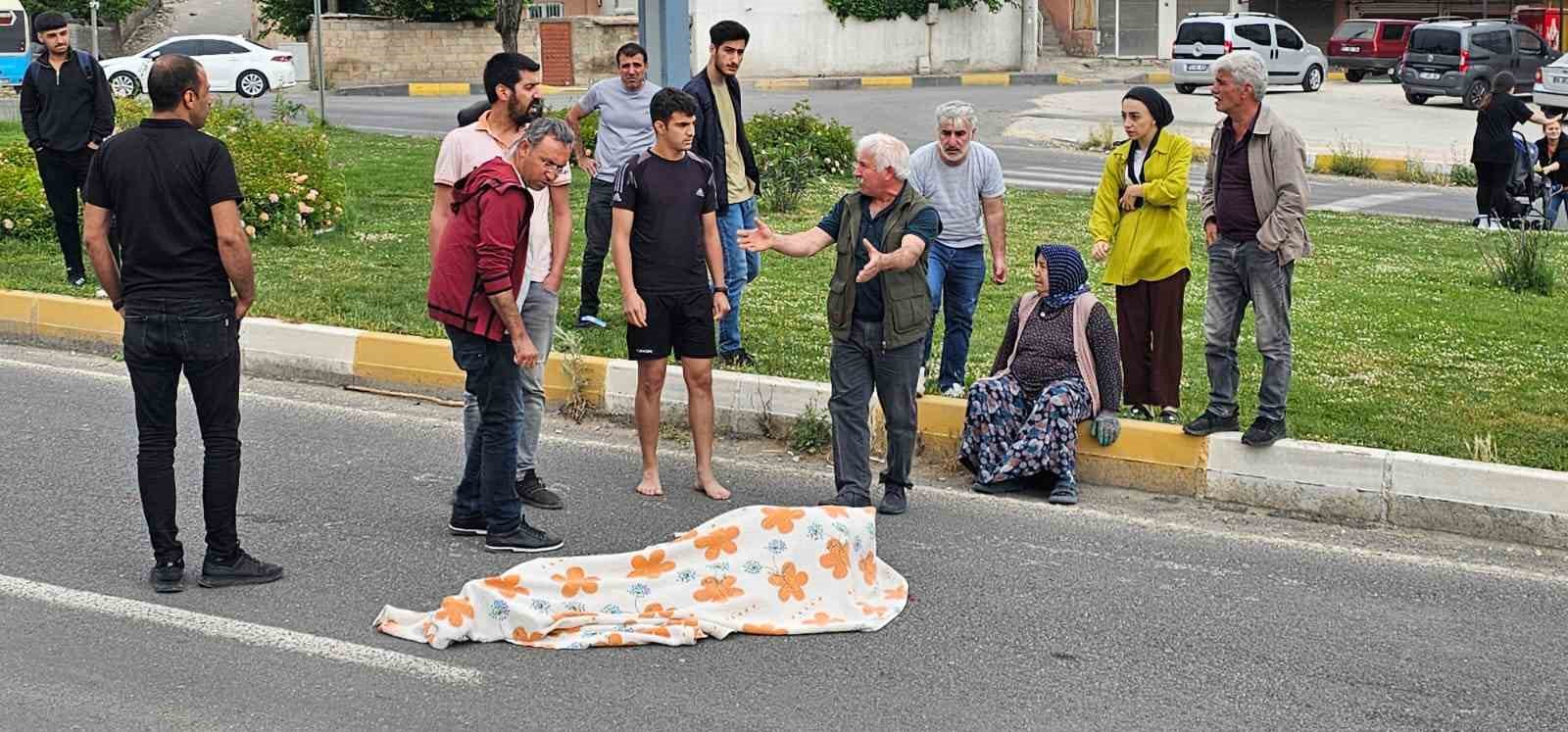 Ergani’de cezaevi otobüsünün çarptığı yaşlı adam hayatını kaybetti