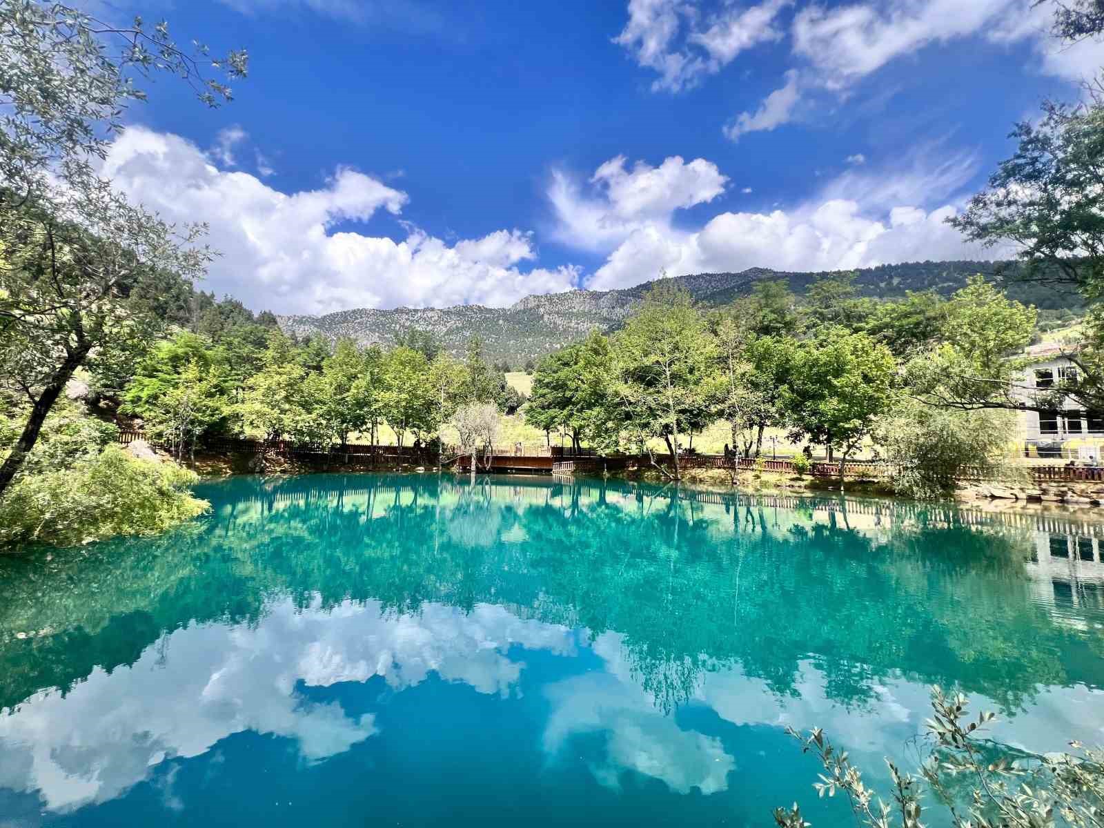 250 metre aşağı inilen suyun dibi bulunamıyor