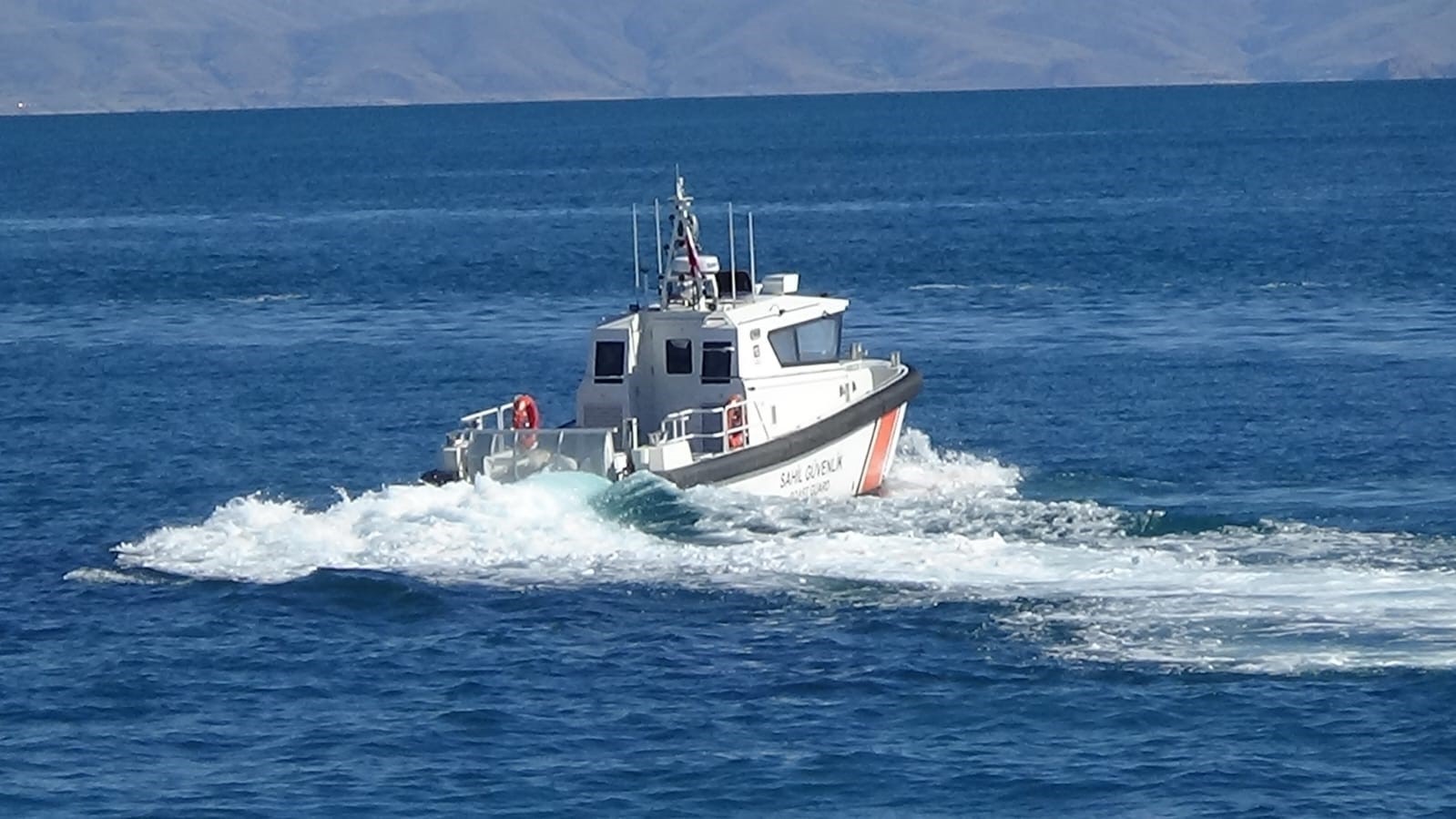 Van Gölü’nde kaybolan gencin cesedi 9’uncu günde bulundu