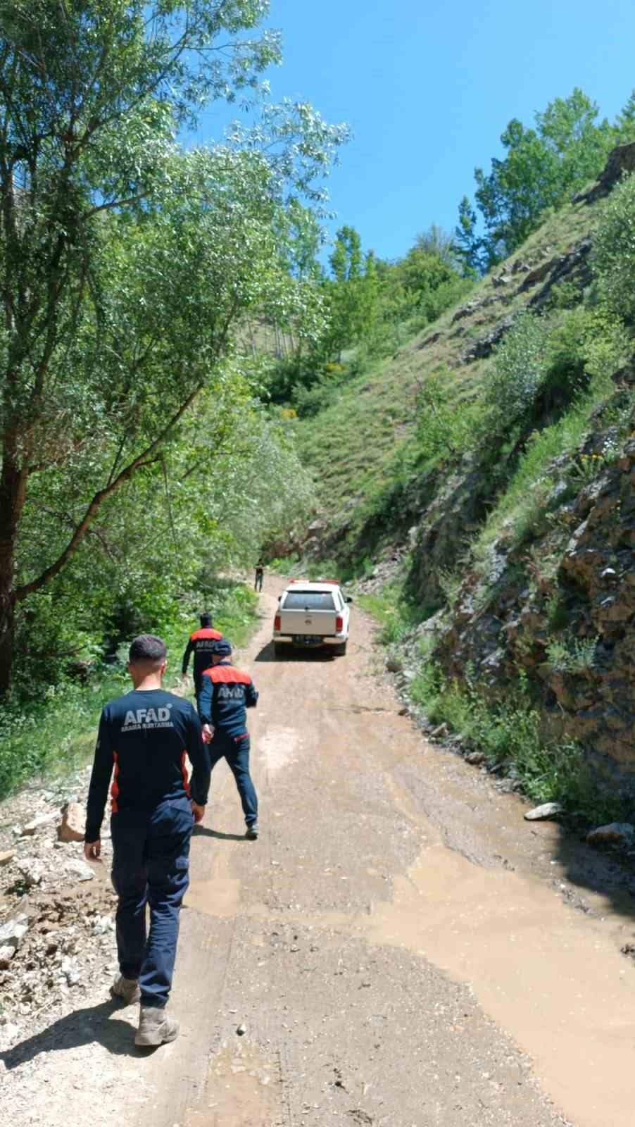 Kendisinden 2 gündür haber alınamayan çoban için ekipler seferber oldu