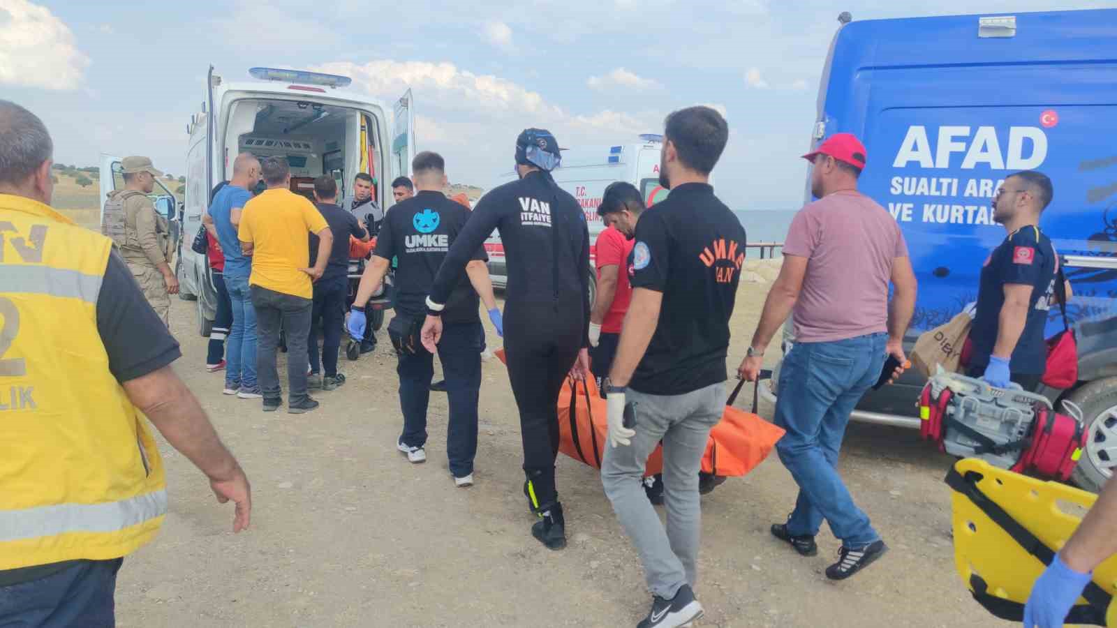 Van Gölü’nde kaybolan şahıs sağ olarak kurtarıldı