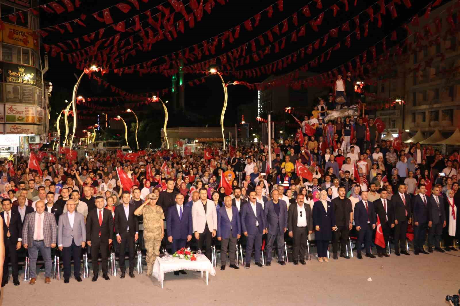 Van’da 15 Temmuz etkinliği