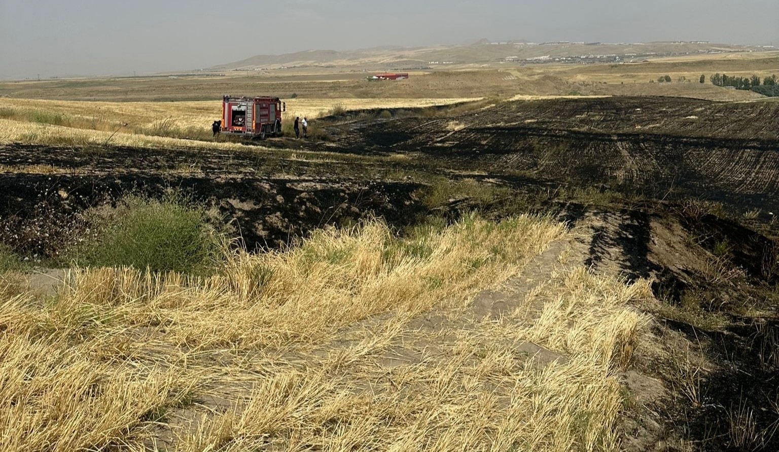 Van’da 4 ayrı noktada yangın