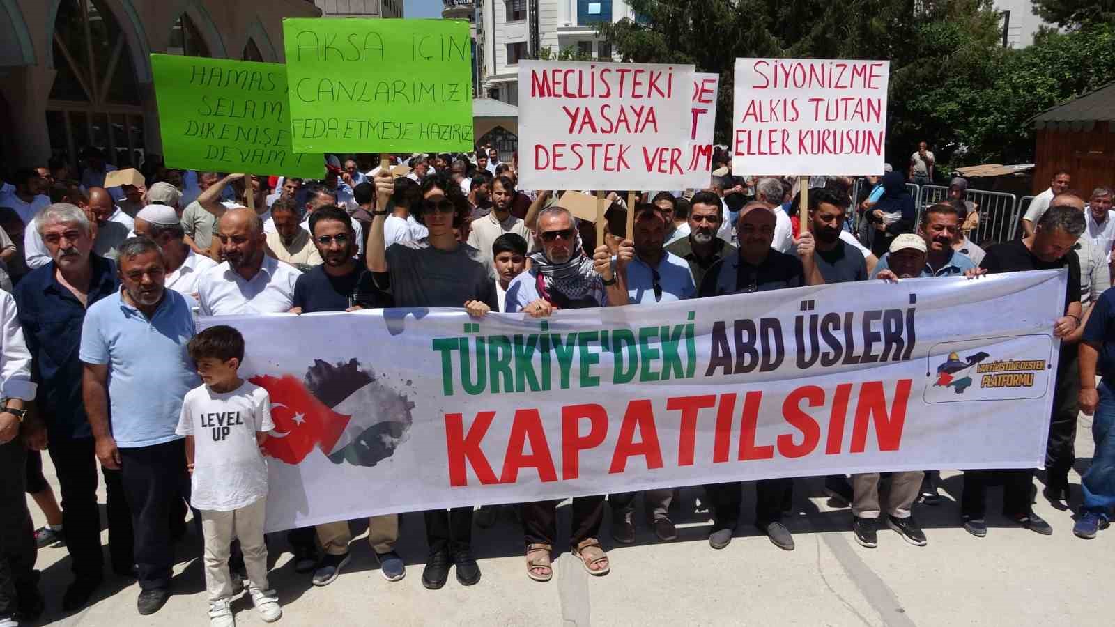 Van’da “Filistin’i Unutma” konulu basın açıklaması yapıldı