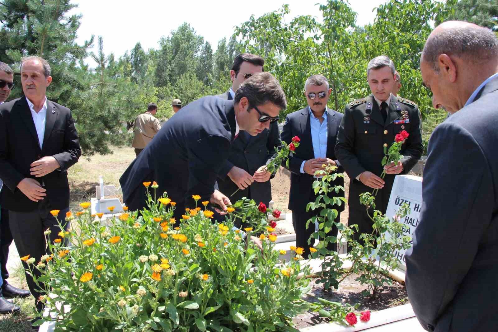 15 Temmuz şehidi Halil Hamuryen kabri başında anıldı