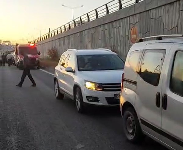 Van’da düğün konvoyunda zincirleme kaza: 8 yaralı