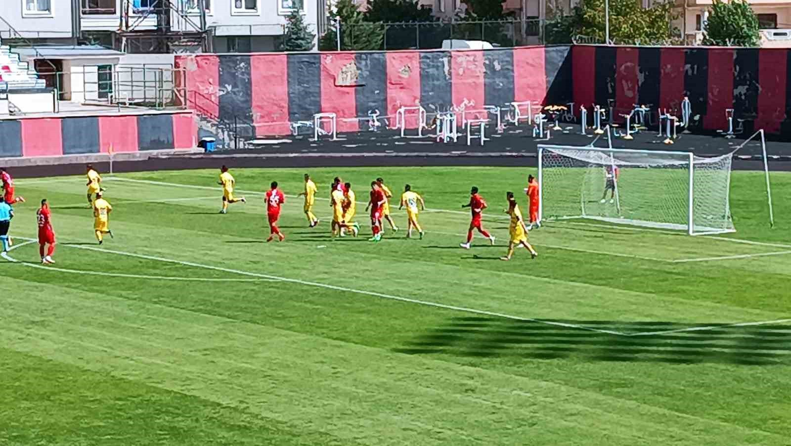 TFF 2. Lig: Vanspor FK: 2 - Belediye Derince Spor: 1