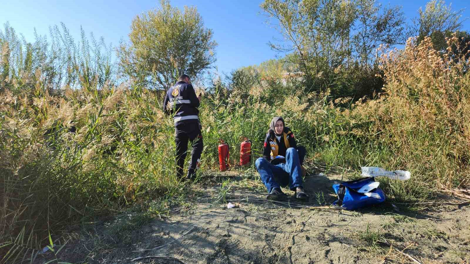 Van’da otomobil kontrolden çıktı: 3 yaralı