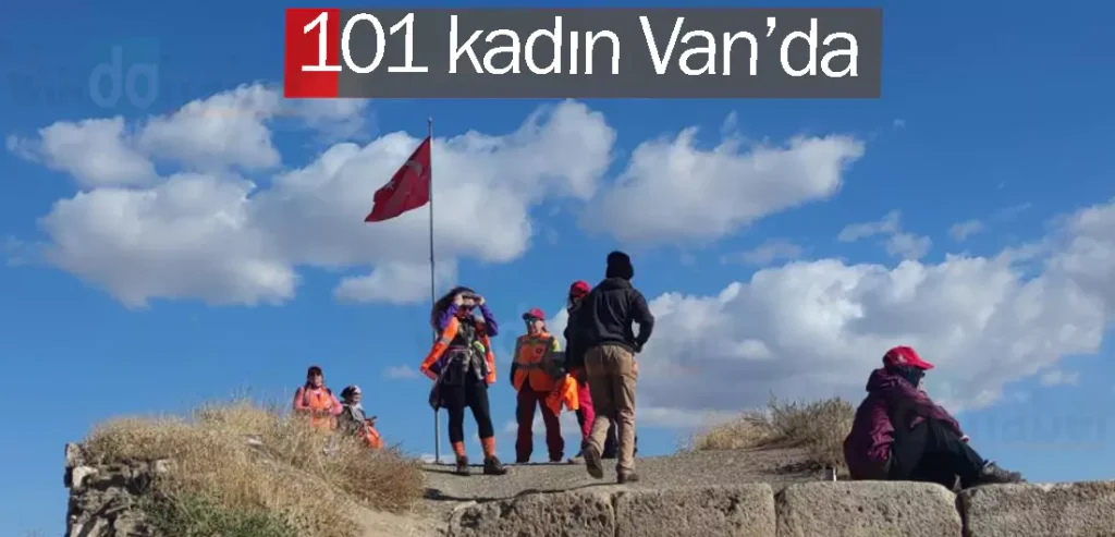 101 kadın, Van’ın tarihi turistik yerlerini gezdi