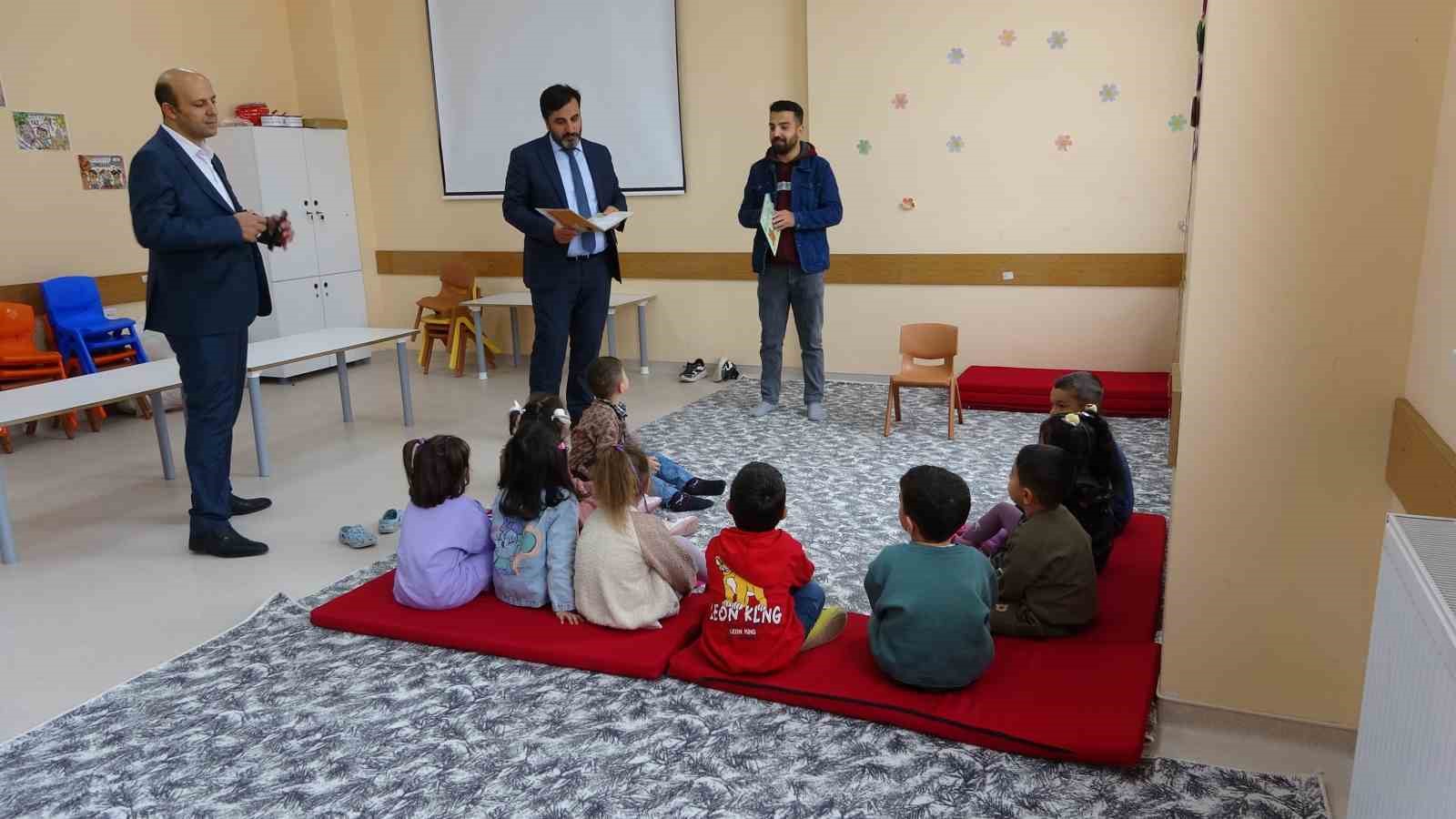 Sağlık çalışanlarının yüzünü güldüren proje: Hastane yerleşkesinde anaokulu açıldı