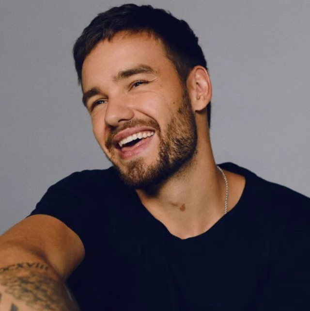 Ünlü İngiliz şarkıcı Liam Payne balkondan düşerek hayatını kaybetti