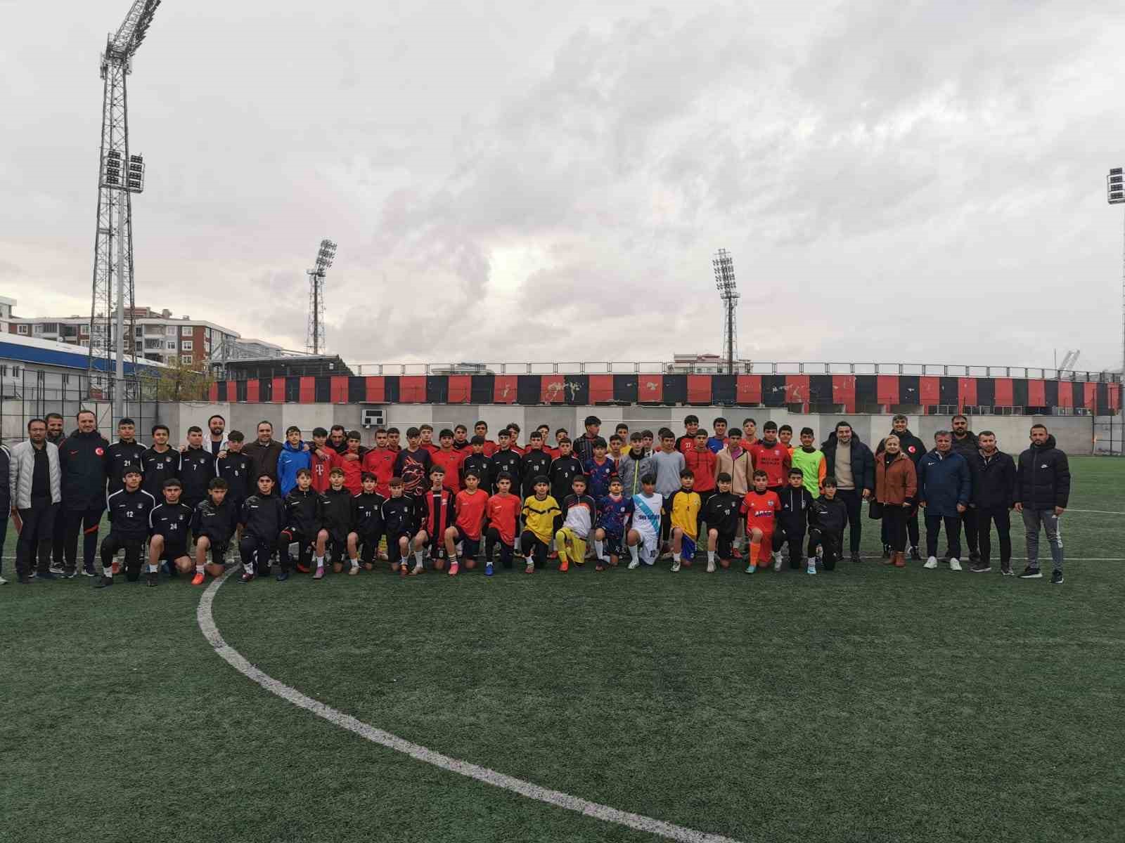 TFF U14 milli takım seçmeleri Van’da yapıldı