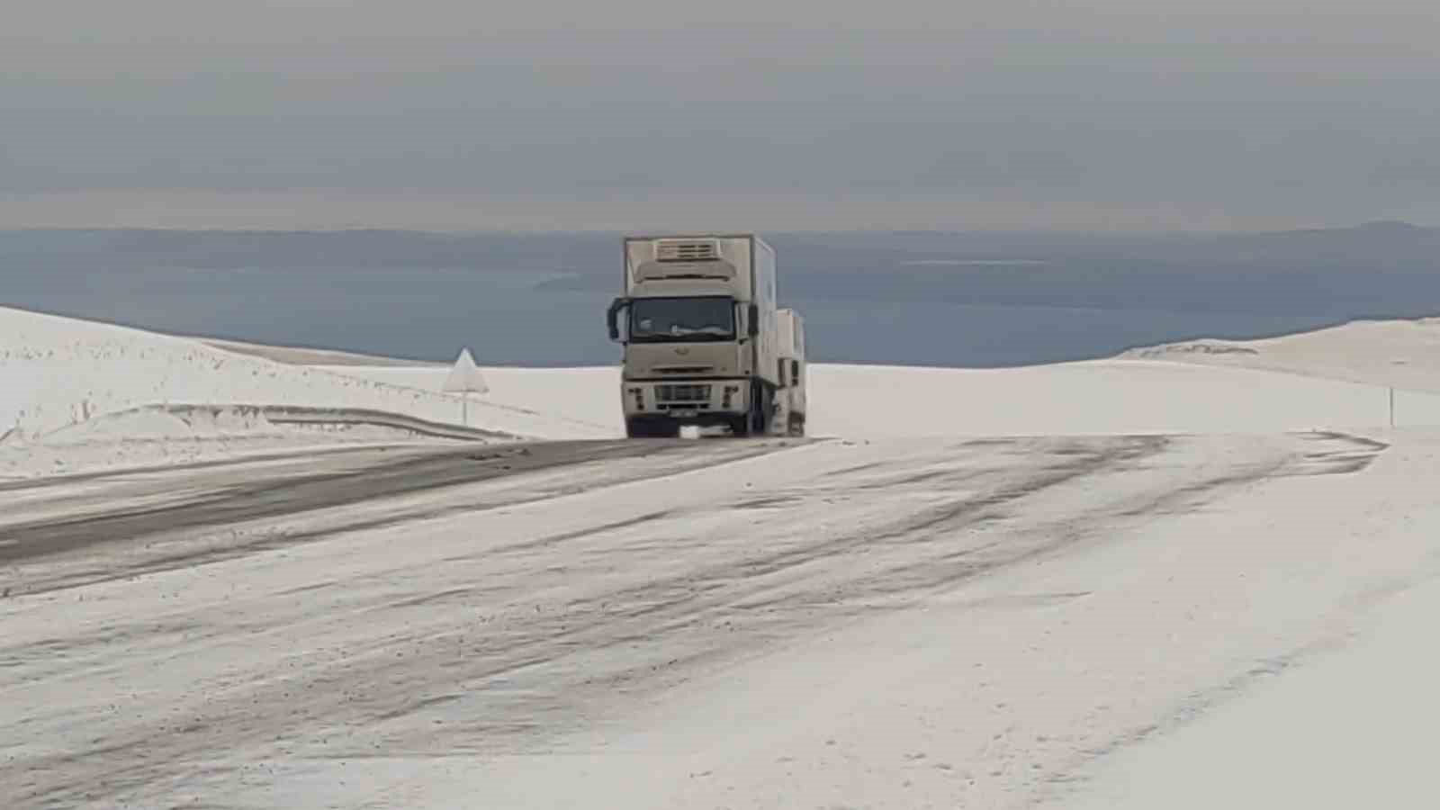 Kurubaş Geçidi ulaşıma açıldı