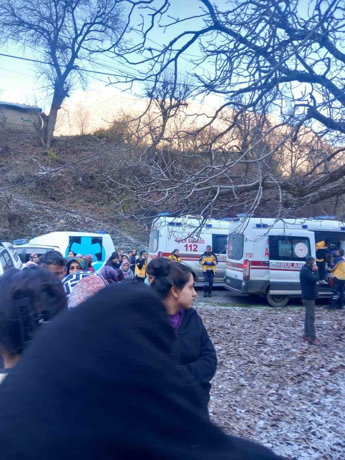 Hakkari’de dağdan düşen genç hayatını kaybetti