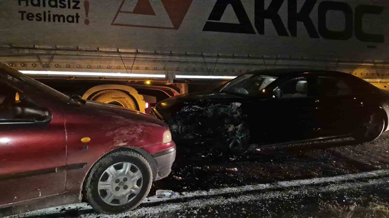 Tokat Belediye Başkanı Yazıcıoğlu’nun makam aracının da karıştığı kazada 7 kişi hafif yaralandı