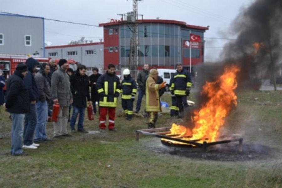 Hangi yetki bakanlıkta, hangi yetki belediyede? 'İtfayecilerin hocasından' ciddi tespitler