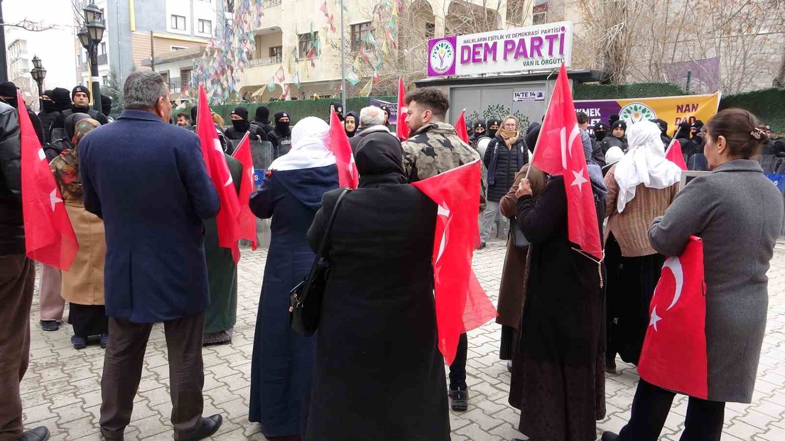 Anne Nazlı Sancar: “Çocuklarını, çocuklarımızın kanıyla okutuyorlar”