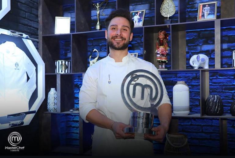 MasterChef şampiyonundan ilk paylaşım! 'Hayallerim gerçek oldu'