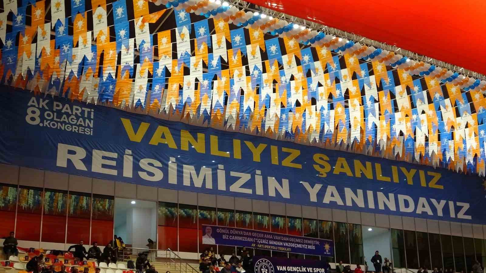 Vanlılar Cumhurbaşkanı’nı heyecanla bekliyor