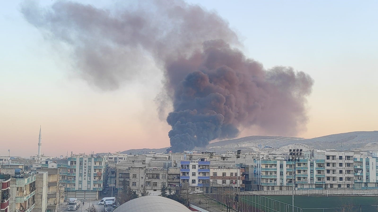 Şanlıurfa’da geri dönüşüm tesisinde yangın