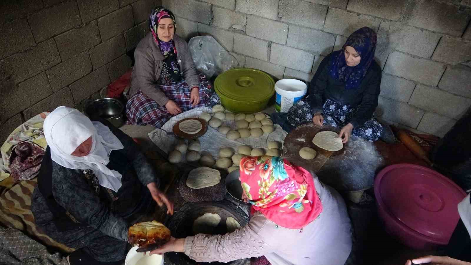 Van’da Ramazan ayının vazgeçilmez geleneği: Cevizli çörekler