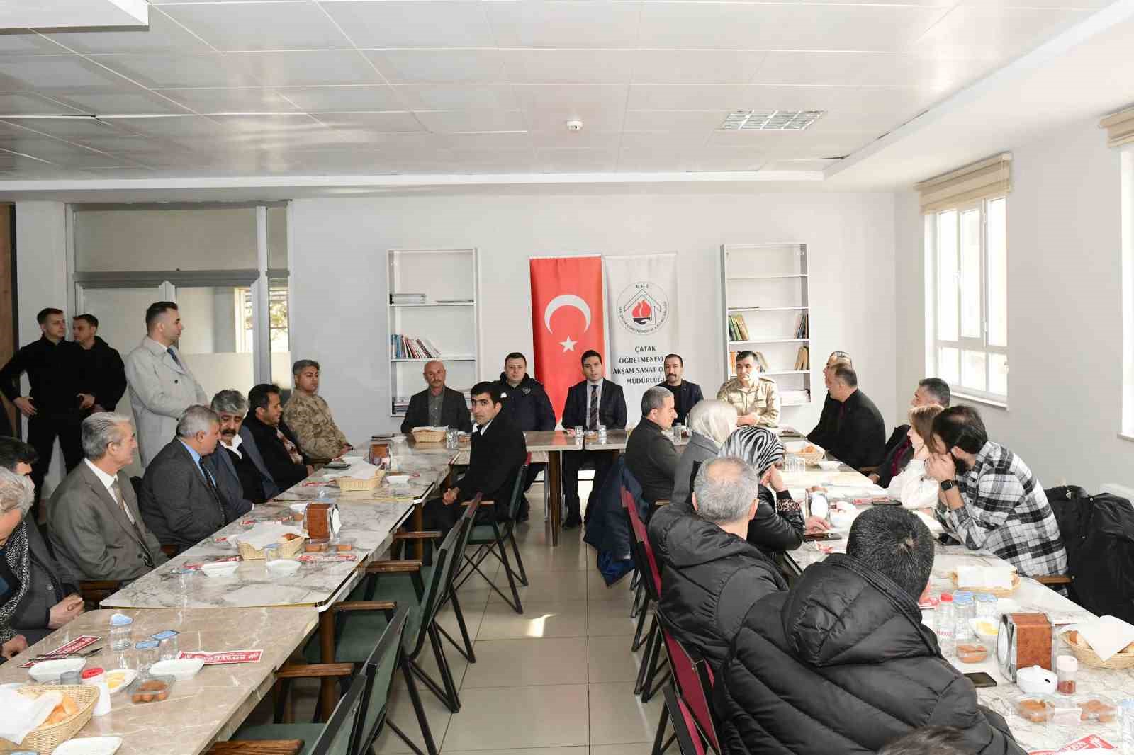 Van’daki çığ felaketinde hayatını kaybedenler anıldı