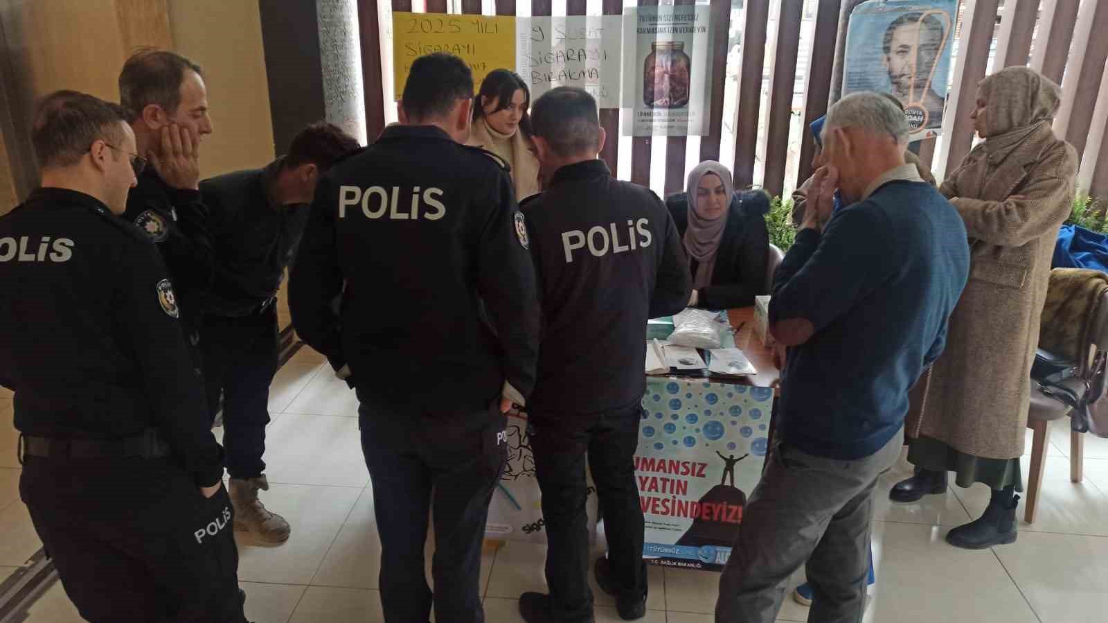 Van polisi sigaranın zararları hakkında bilgilendirildi