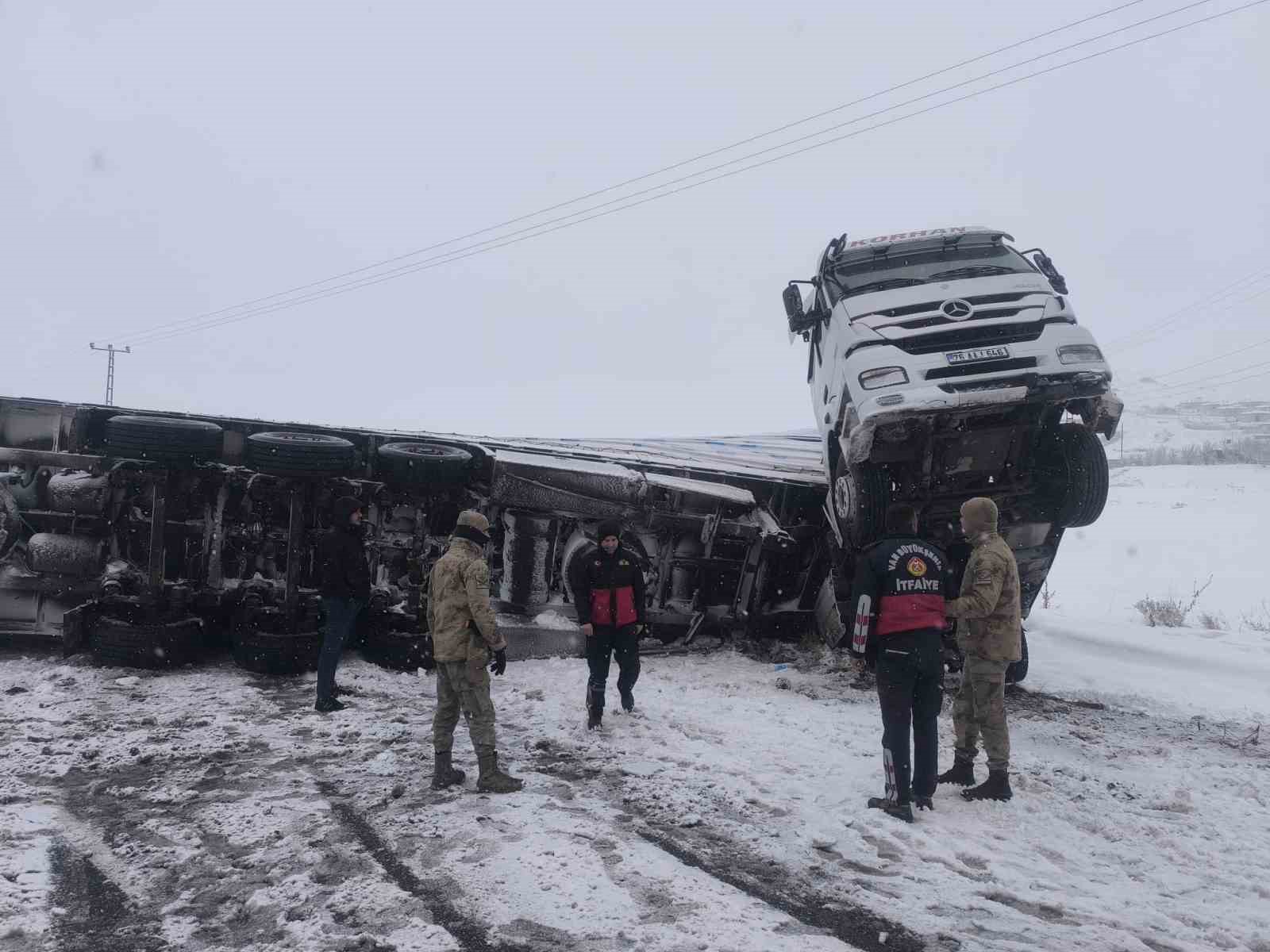 Van’ın Erciş ilesinde trafik kazası: 1 yaralı