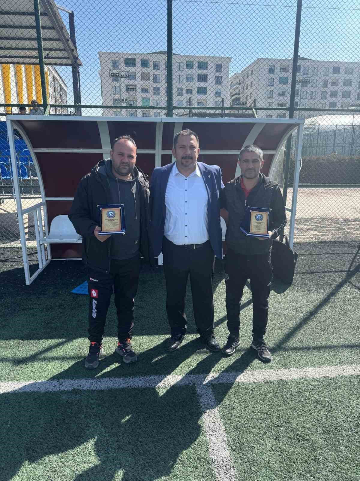 U-18 Futbol Yerel Ligi Van İl Şampiyonu Büyükşehir Belediyespor oldu