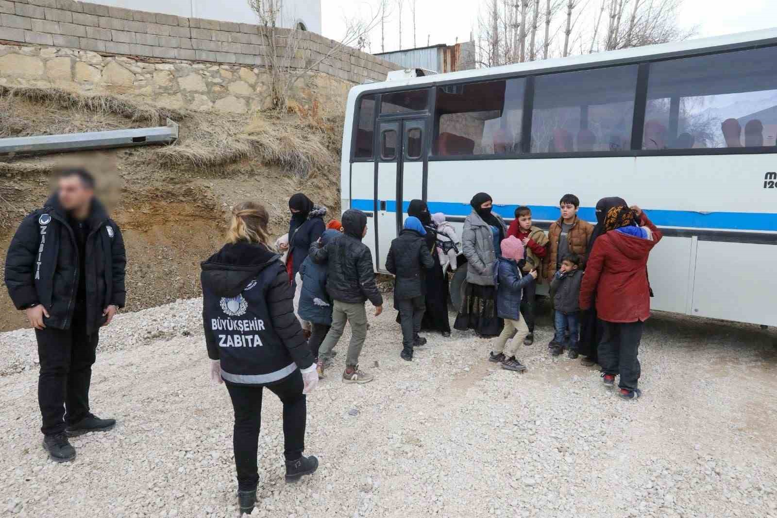 Van’da dilencilerin üzerinde 26 bin 769 TL çıktı